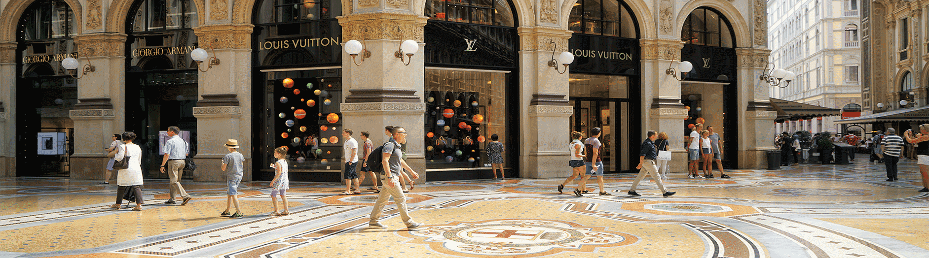 Louis Vuitton Milano Galleria V. Emanuele II Store in Milano, Italy